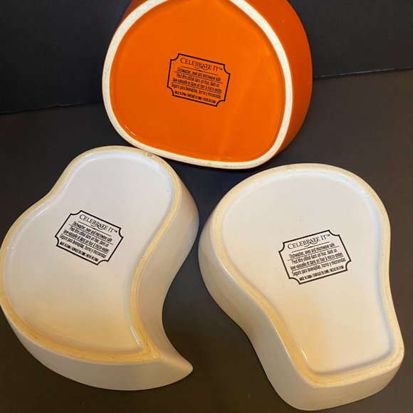 3 Halloween Ceramic Dishes Candies Nuts Ghost Pumpkin Skeleton - Picture 5 of 6